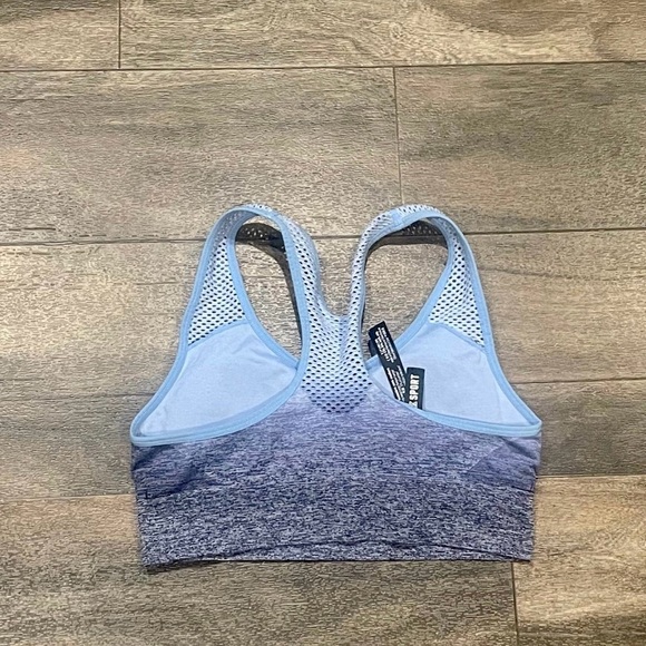 PINK Victoria's Secret Ombre Blue Sports Bra - Picture 2 of 2